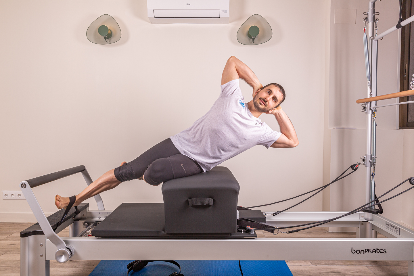 Mejora el estado del cuerpo y la mente con la máquina de pilates reformer